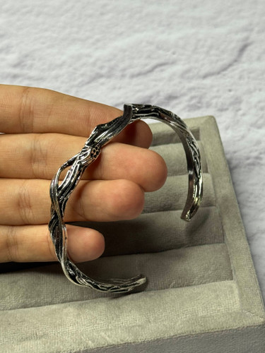 دستبند بنگل موجی هنری استیل رنگ ثابت | فریسایز