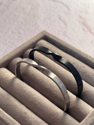 دستبند بنگل پیچی استیل | قابل حک دلخواه | رنگ ثابت